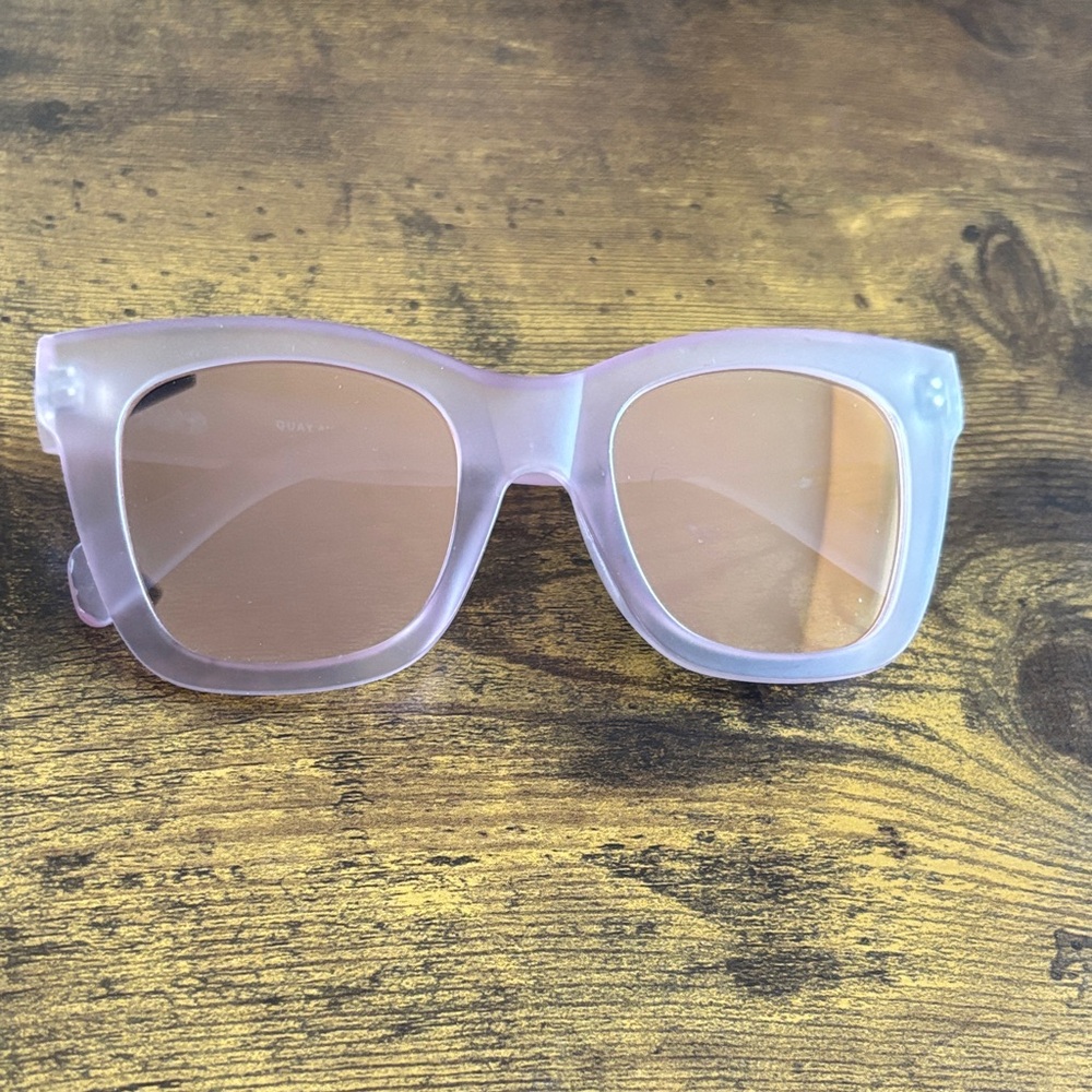 Quay light pink sunglasses